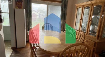Residential - Single Family Home - Stratford, Canada - Canada