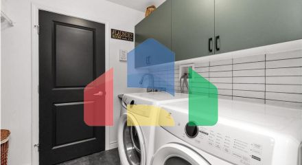 Residential - Townhouse - Surrey, Canada - Canada Residential - Townhouse - Surrey, Canada - Canada