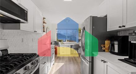 Residential - Townhouse - Surrey, Canada - Canada Residential - Townhouse - Surrey, Canada - Canada