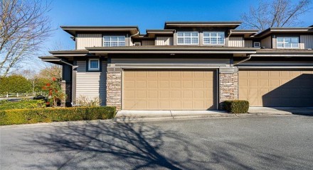 Residential - Townhouse - Surrey, Canada - Canada
