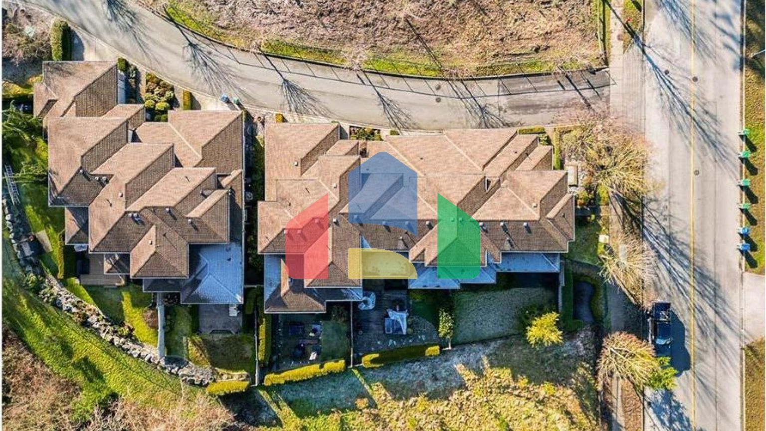 Residential - Townhouse - Surrey, Canada - Canada