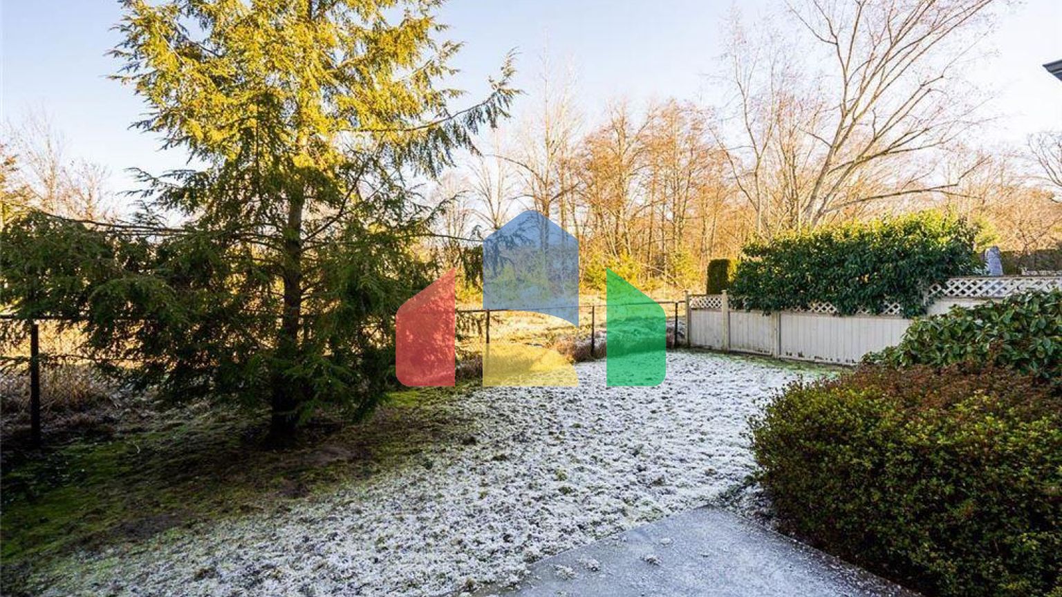 Residential - Townhouse - Surrey, Canada - Canada