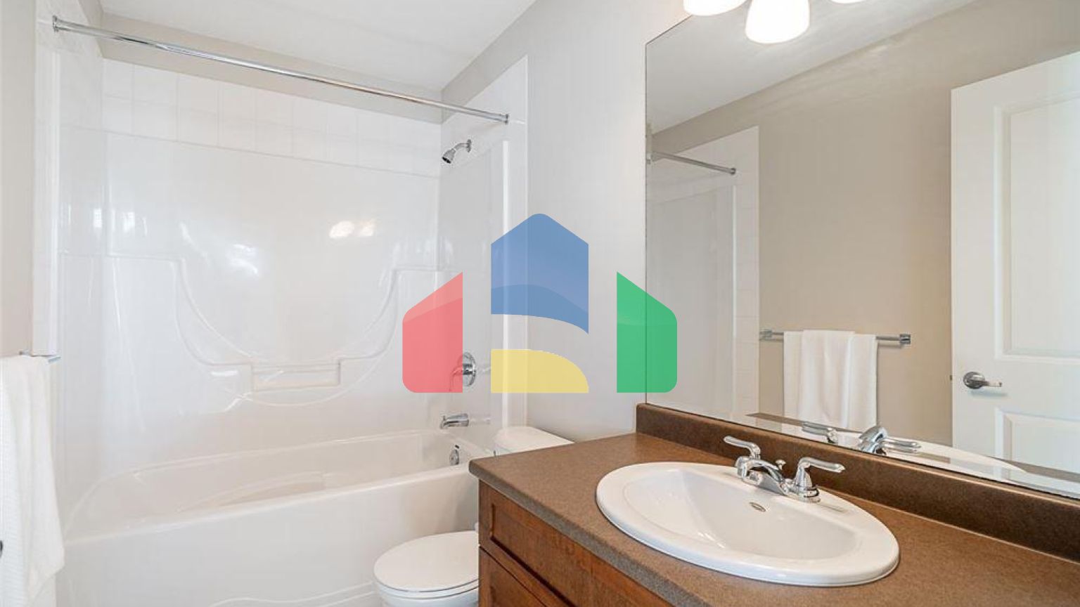 Residential - Townhouse - Surrey, Canada - Canada