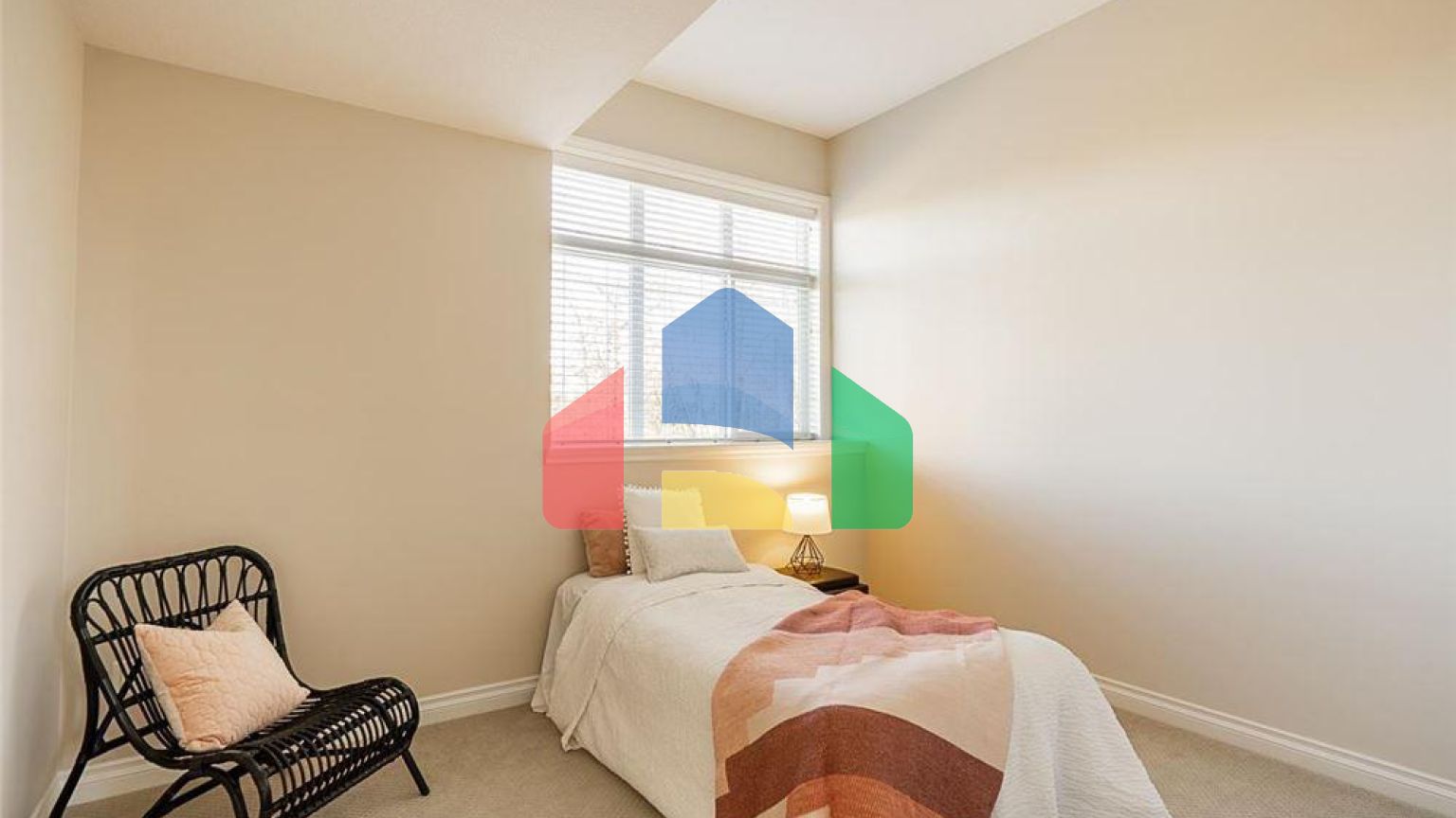 Residential - Townhouse - Surrey, Canada - Canada