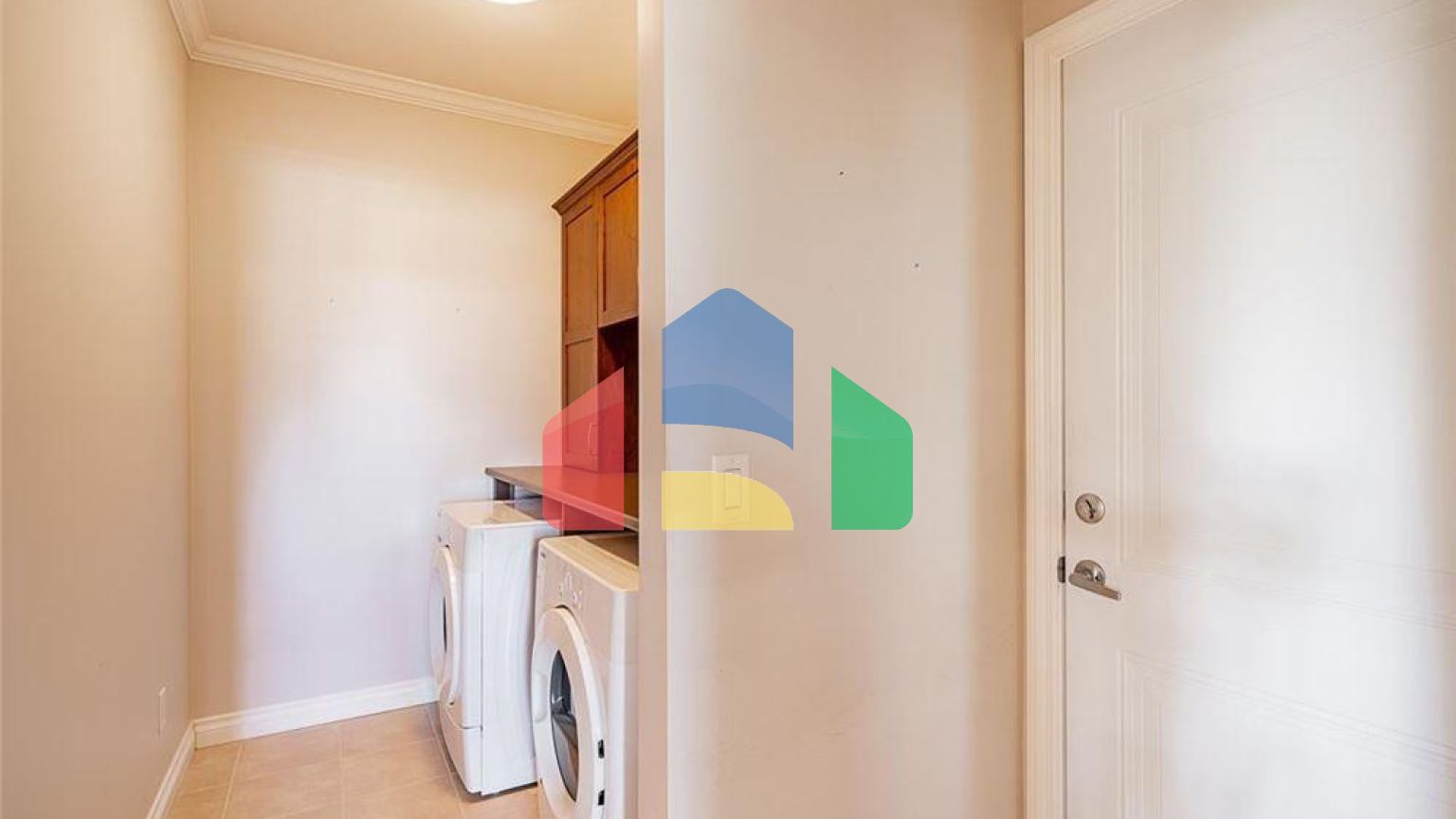 Residential - Townhouse - Surrey, Canada - Canada