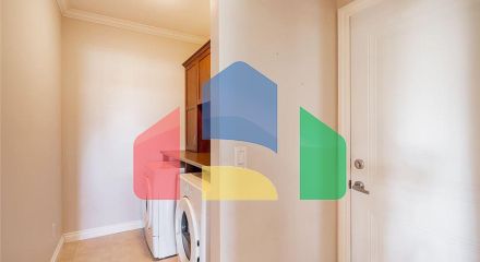 Residential - Townhouse - Surrey, Canada - Canada Residential - Townhouse - Surrey, Canada - Canada