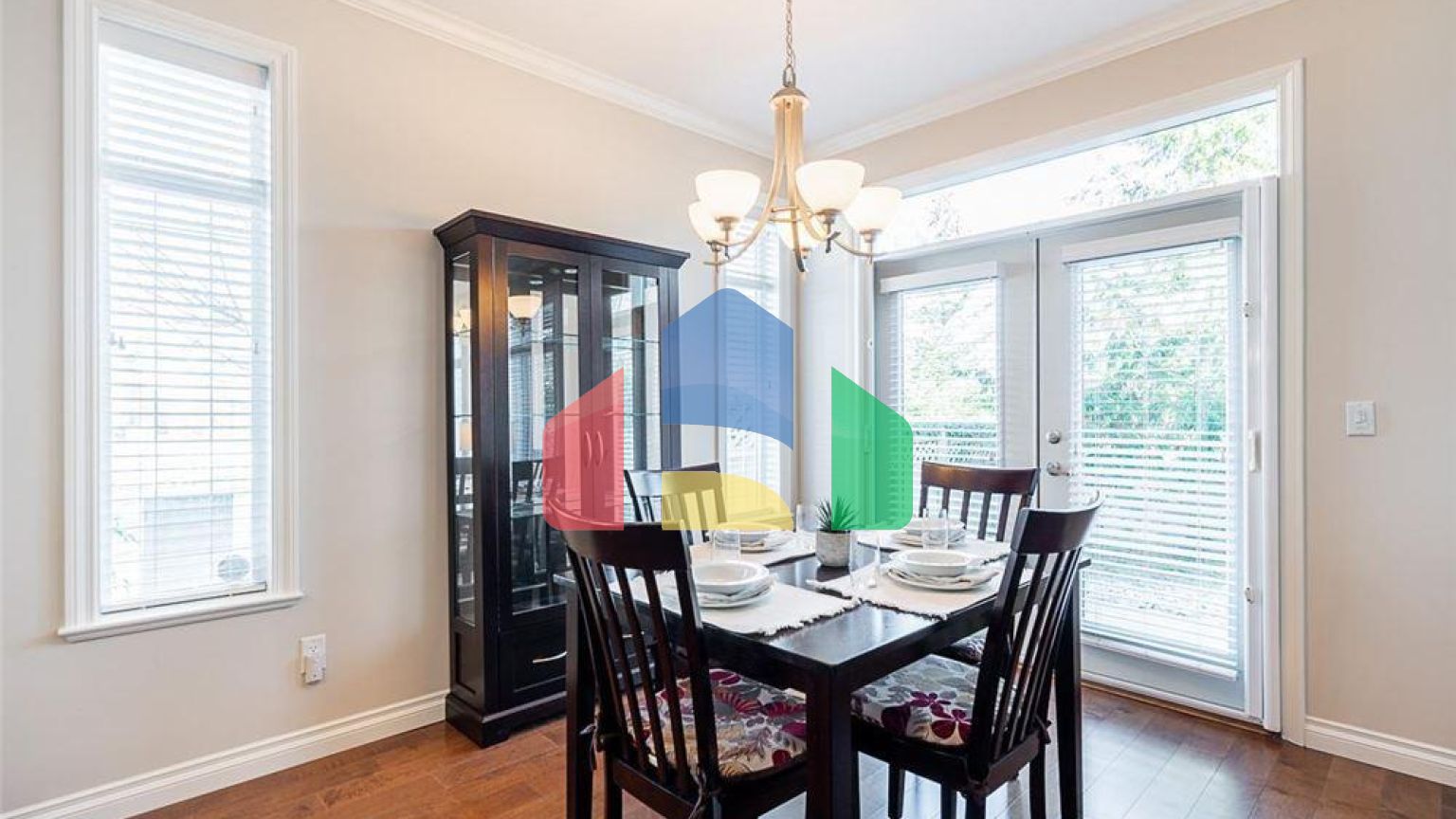 Residential - Townhouse - Surrey, Canada - Canada