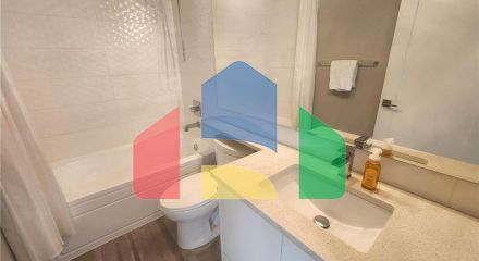 Residential - Single Family Home - Surrey, Canada - Canada