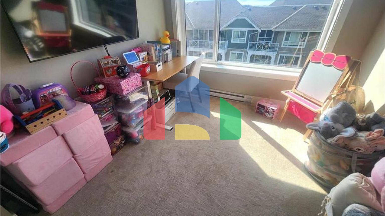 Residential - Single Family Home - Surrey, Canada - Canada