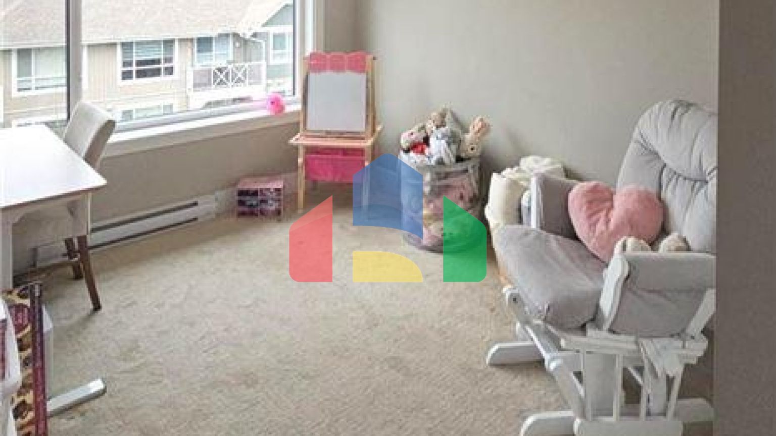 Residential - Single Family Home - Surrey, Canada - Canada