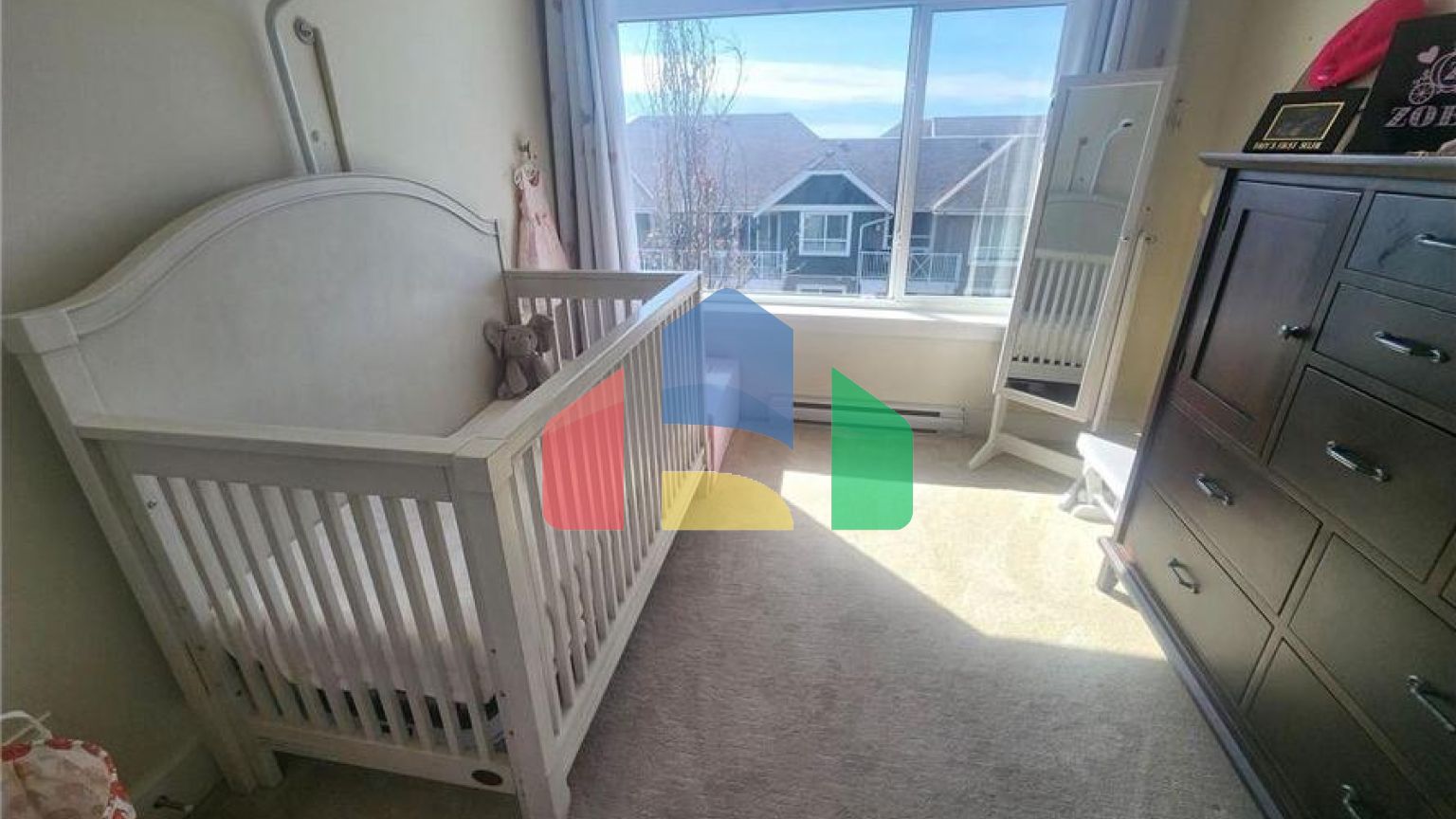 Residential - Single Family Home - Surrey, Canada - Canada