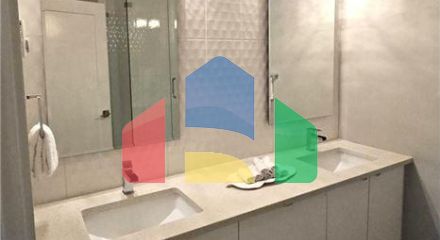 Residential - Single Family Home - Surrey, Canada - Canada