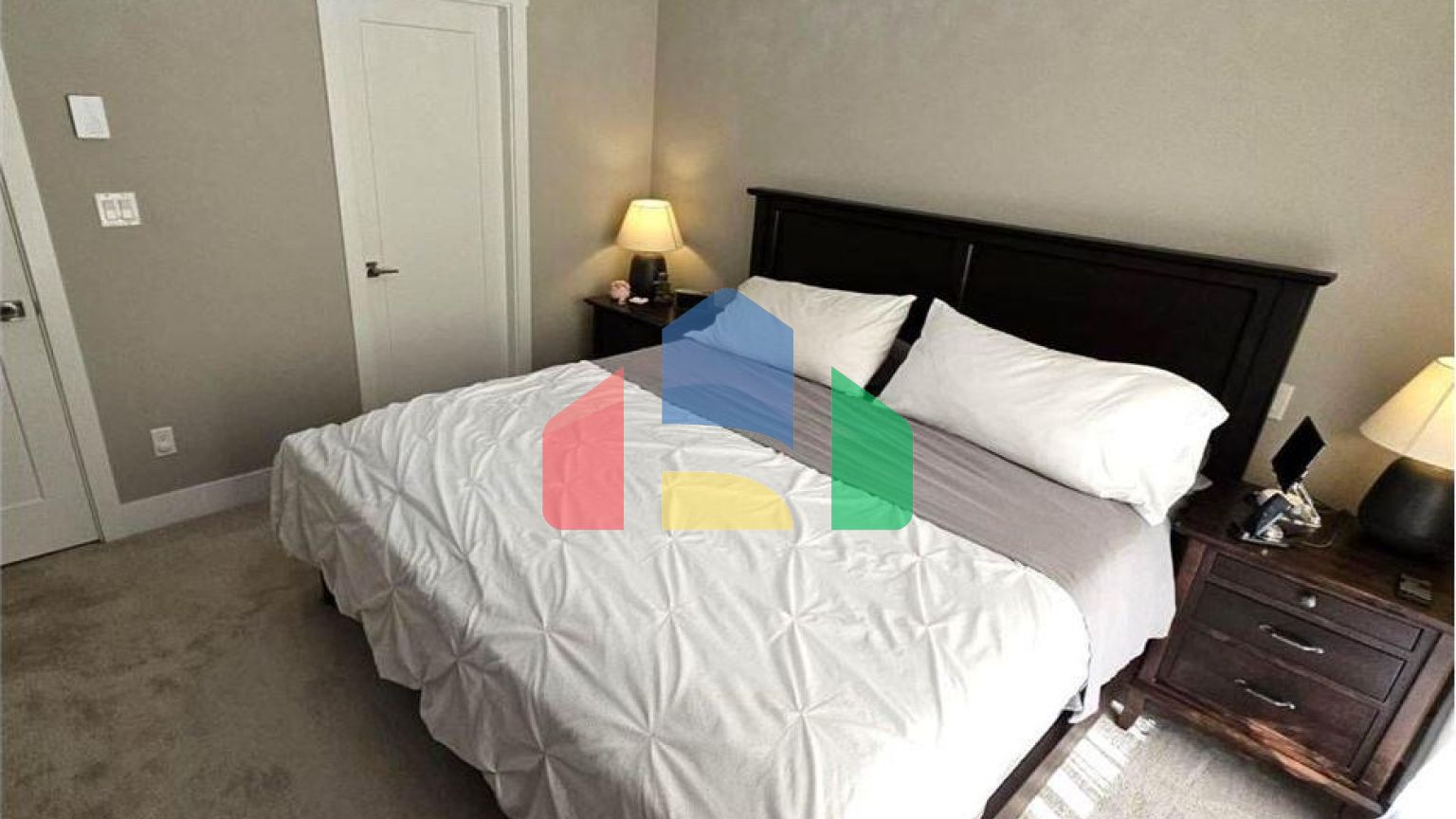 Residential - Single Family Home - Surrey, Canada - Canada