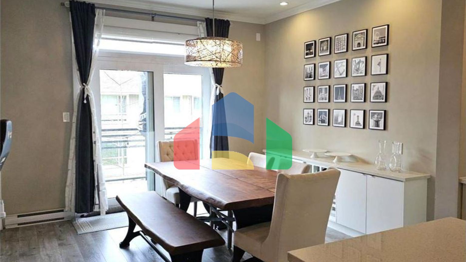 Residential - Single Family Home - Surrey, Canada - Canada