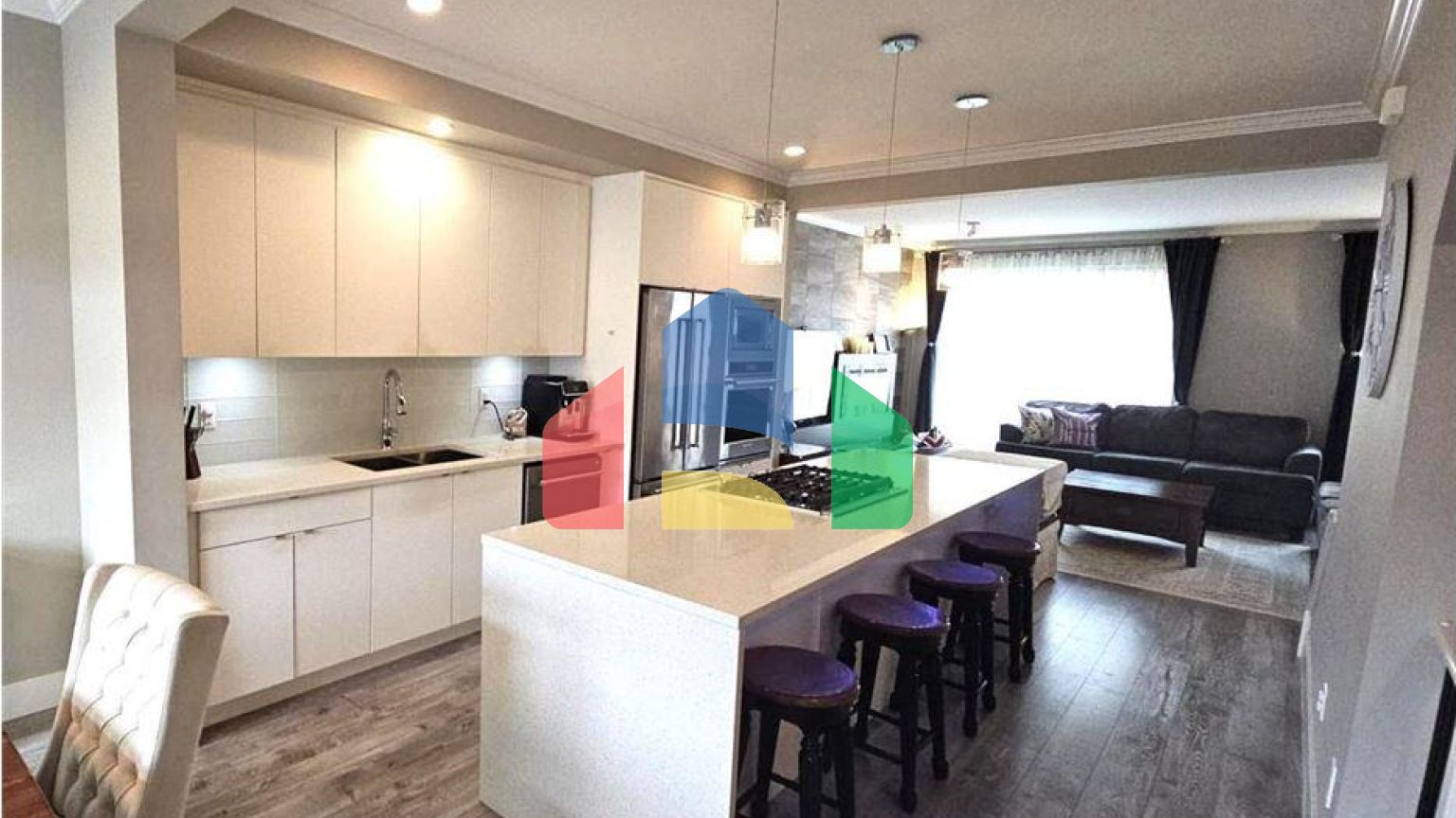 Residential - Single Family Home - Surrey, Canada - Canada