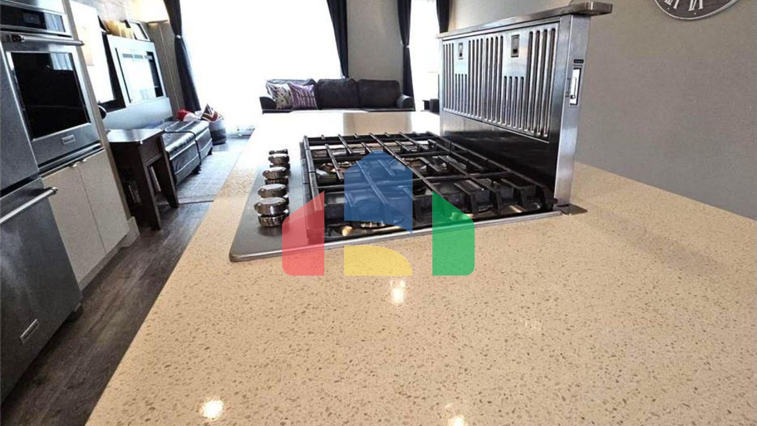 Residential - Single Family Home - Surrey, Canada - Canada