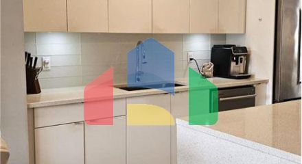 Residential - Single Family Home - Surrey, Canada - Canada