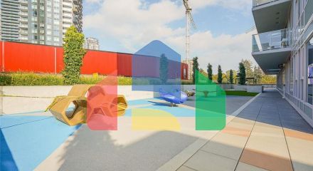 Residential - Condo/Apartment - Surrey, Canada - Canada