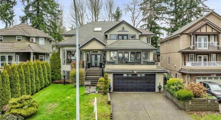 Residential - Single Family Home - Surrey, Canada - Canada