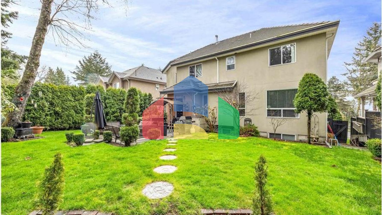 Residential - Single Family Home - Surrey, Canada - Canada