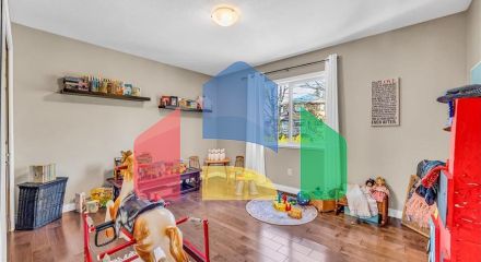 Residential - Single Family Home - Surrey, Canada - Canada