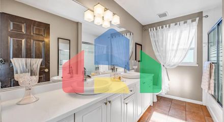 Residential - Single Family Home - Surrey, Canada - Canada