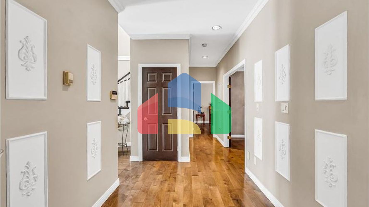 Residential - Single Family Home - Surrey, Canada - Canada