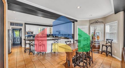 Residential - Single Family Home - Surrey, Canada - Canada