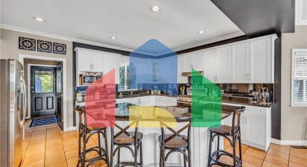 Residential - Single Family Home - Surrey, Canada - Canada