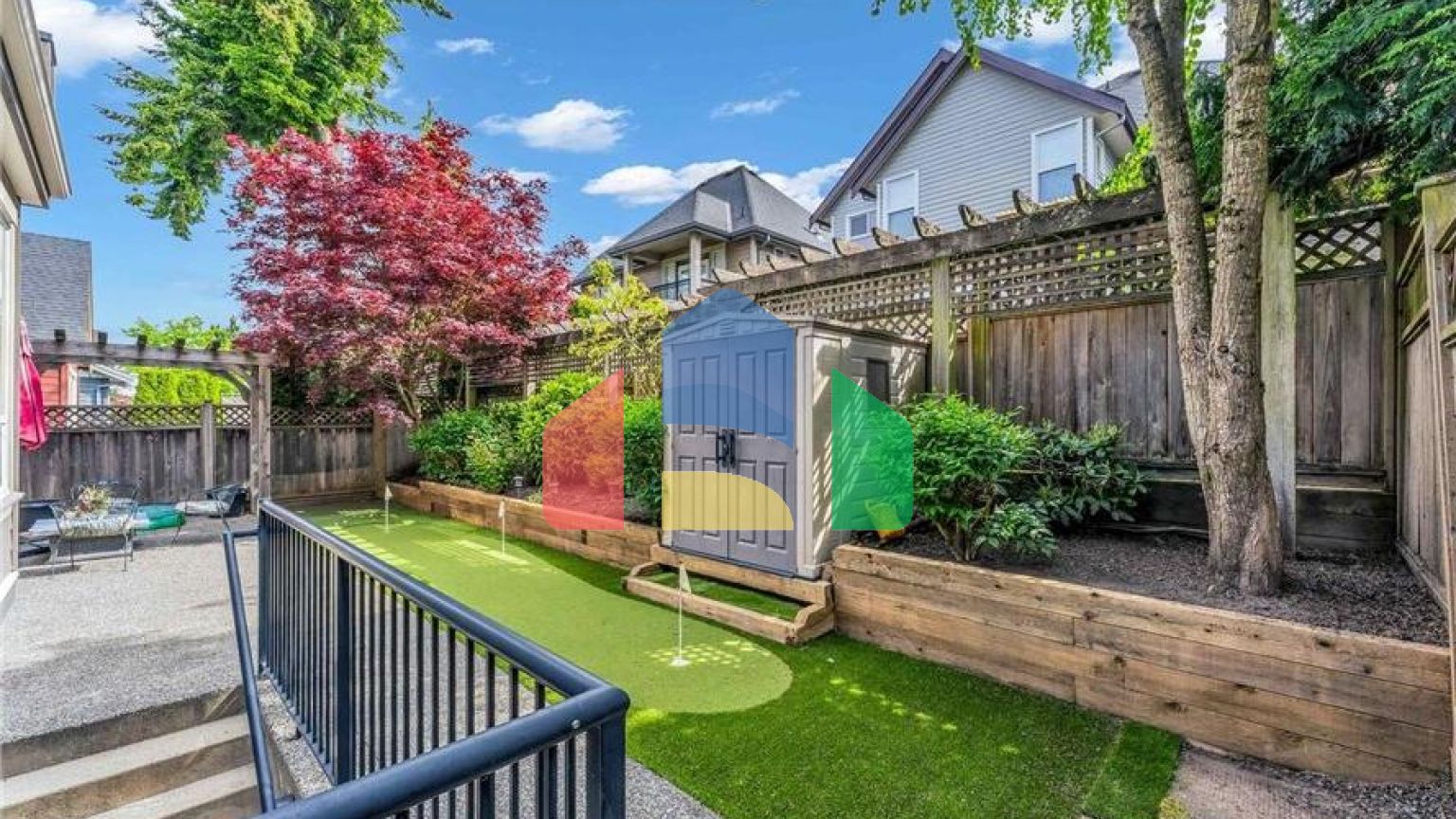 Residential - Single Family Home - Surrey, Canada - Canada