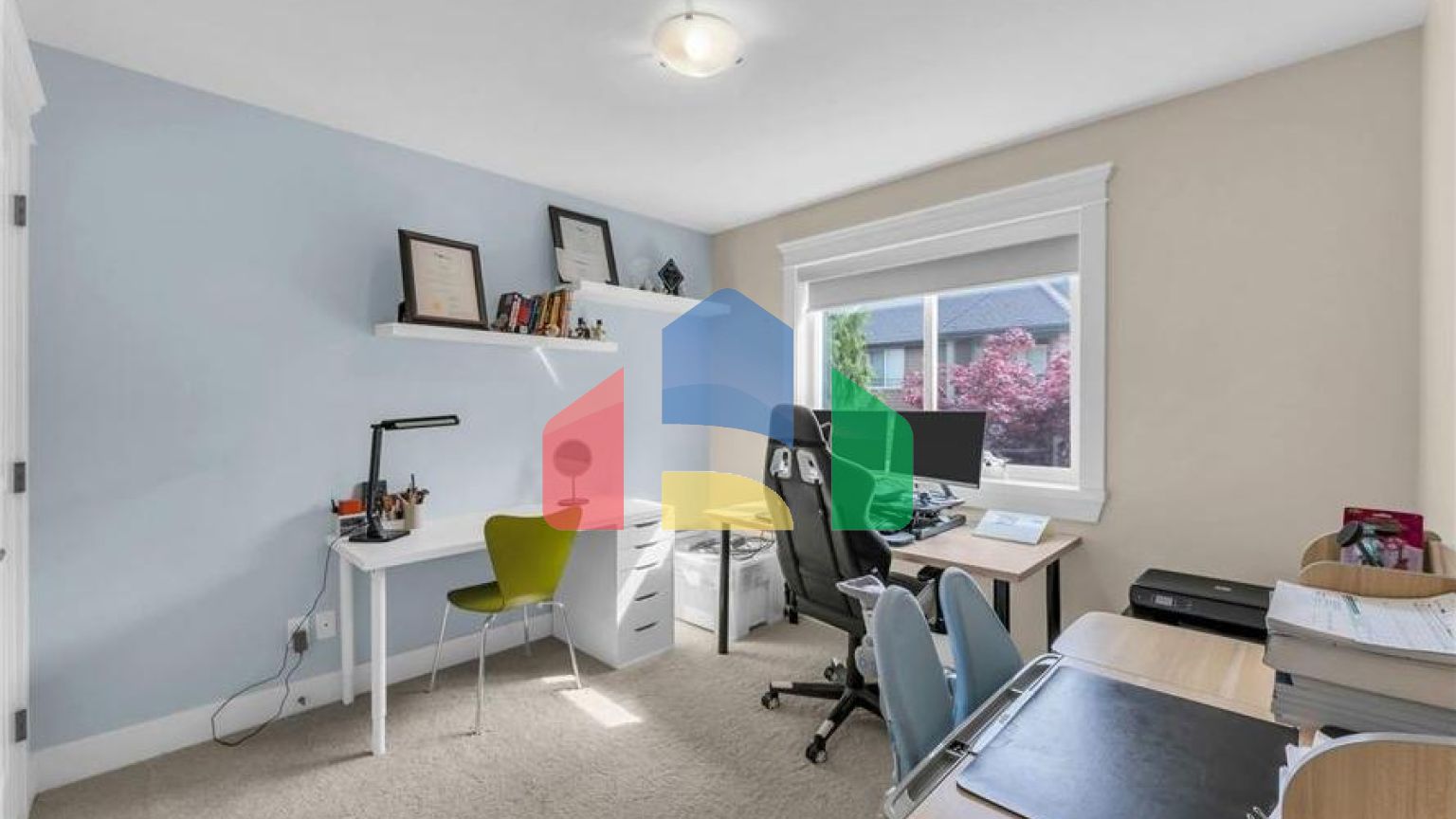 Residential - Single Family Home - Surrey, Canada - Canada