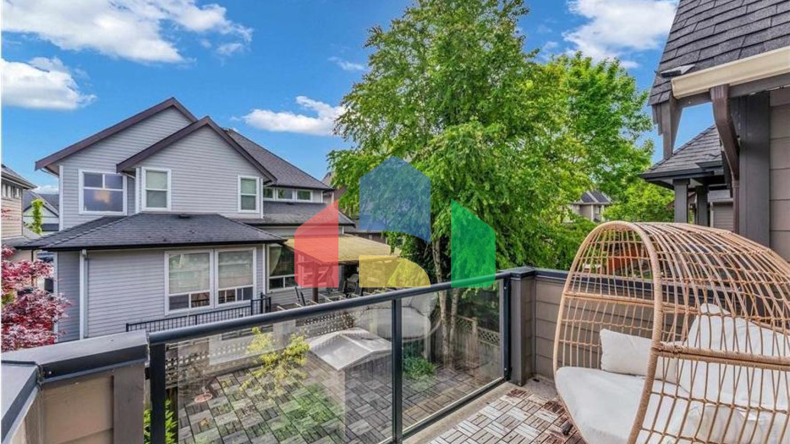 Residential - Single Family Home - Surrey, Canada - Canada