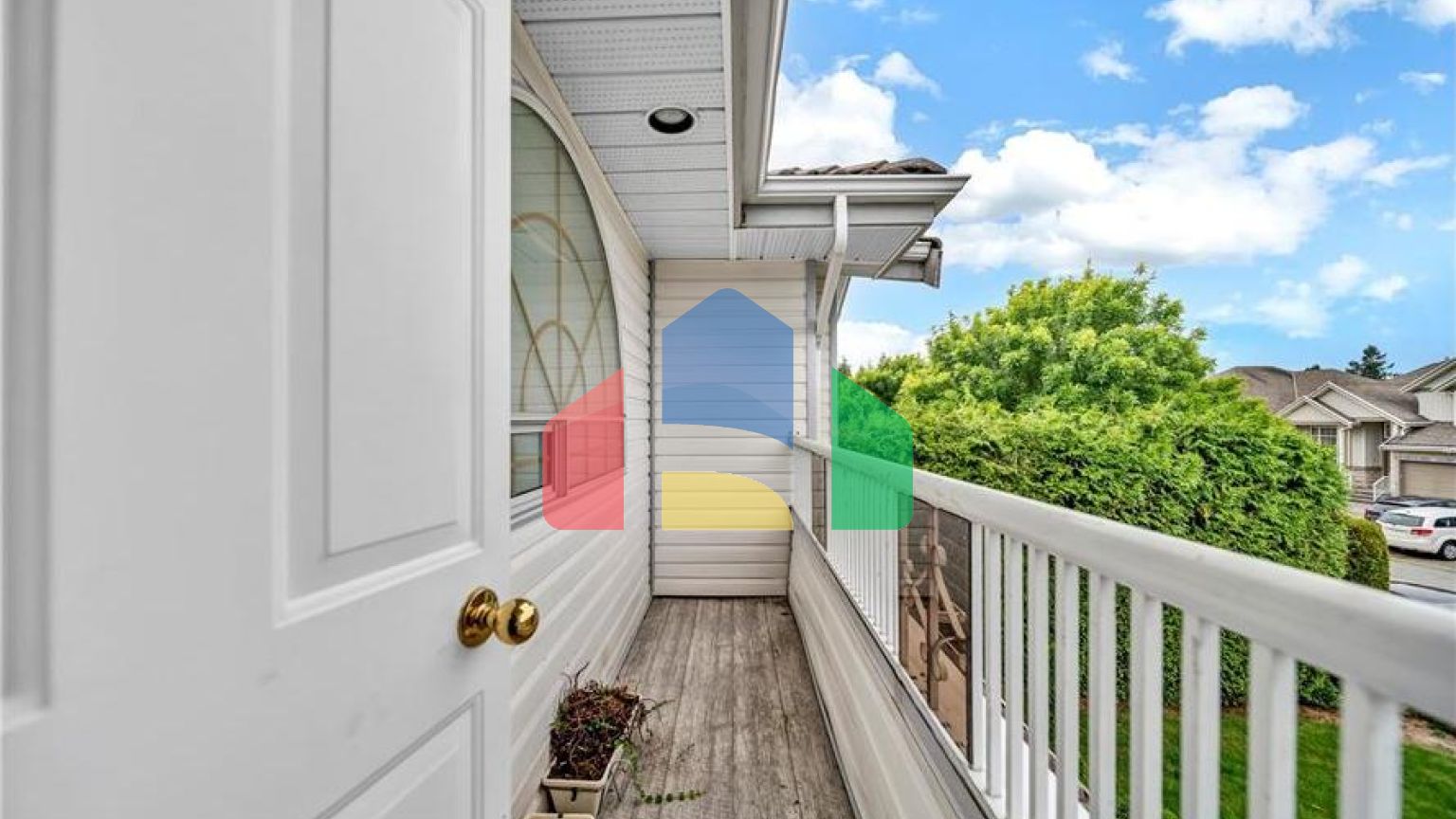 Residential - Single Family Home - Surrey, Canada - Canada