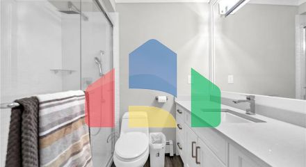 Residential - Single Family Home - Surrey, Canada - Canada