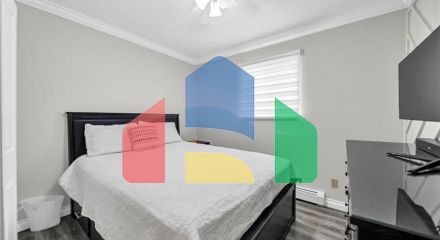 Residential - Single Family Home - Surrey, Canada - Canada