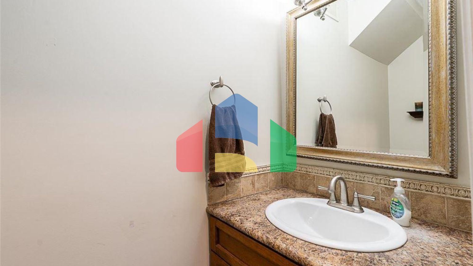 Residential - Single Family Home - Surrey, Canada - Canada