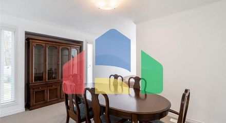 Residential - Single Family Home - Surrey, Canada - Canada