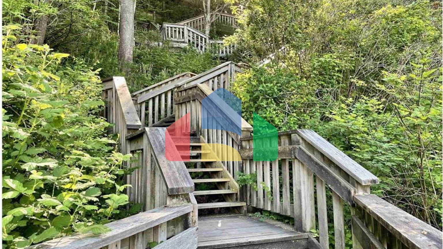 Residential - Single Family Home - Surrey, Canada - Canada