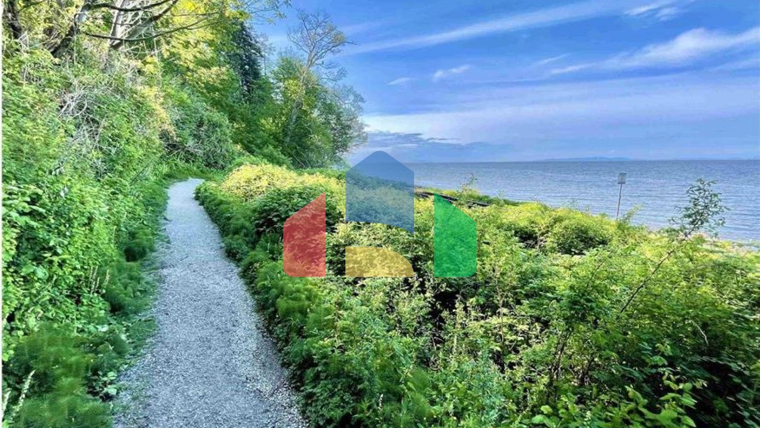 Residential - Single Family Home - Surrey, Canada - Canada