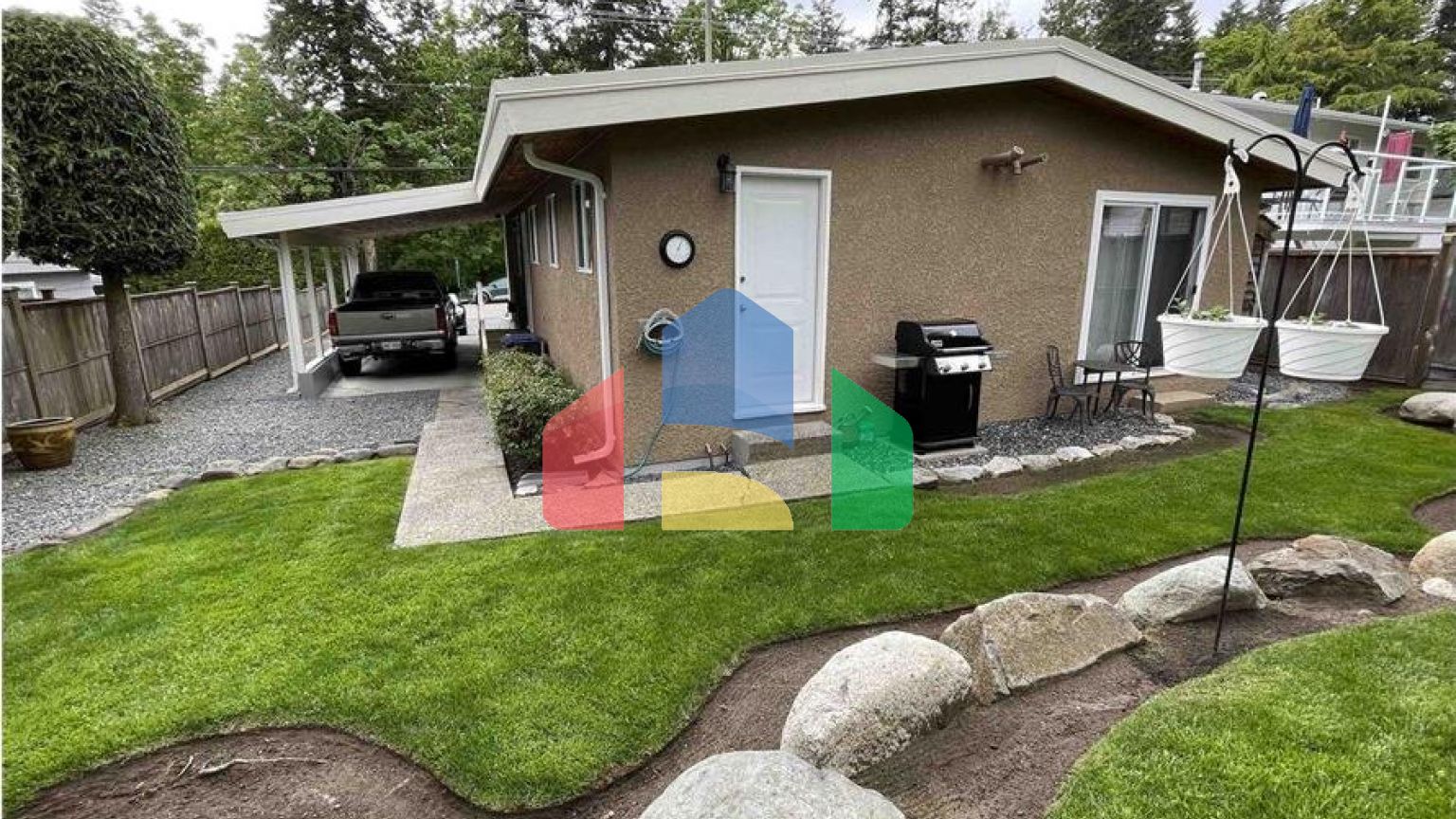 Residential - Single Family Home - Surrey, Canada - Canada