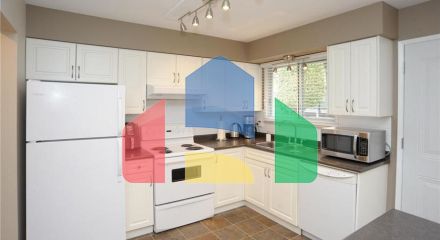 Residential - Single Family Home - Surrey, Canada - Canada