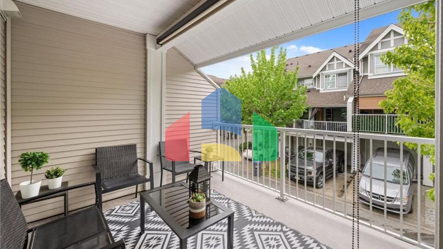 Residential - Townhouse - Surrey, Canada - Canada