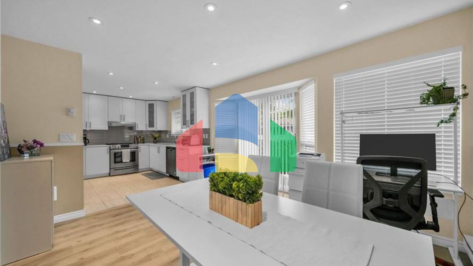 Residential - Condo/Apartment - Surrey, Canada - Canada