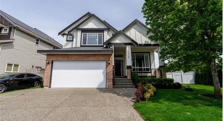Residential - Single Family Home - Surrey, Canada - Canada
