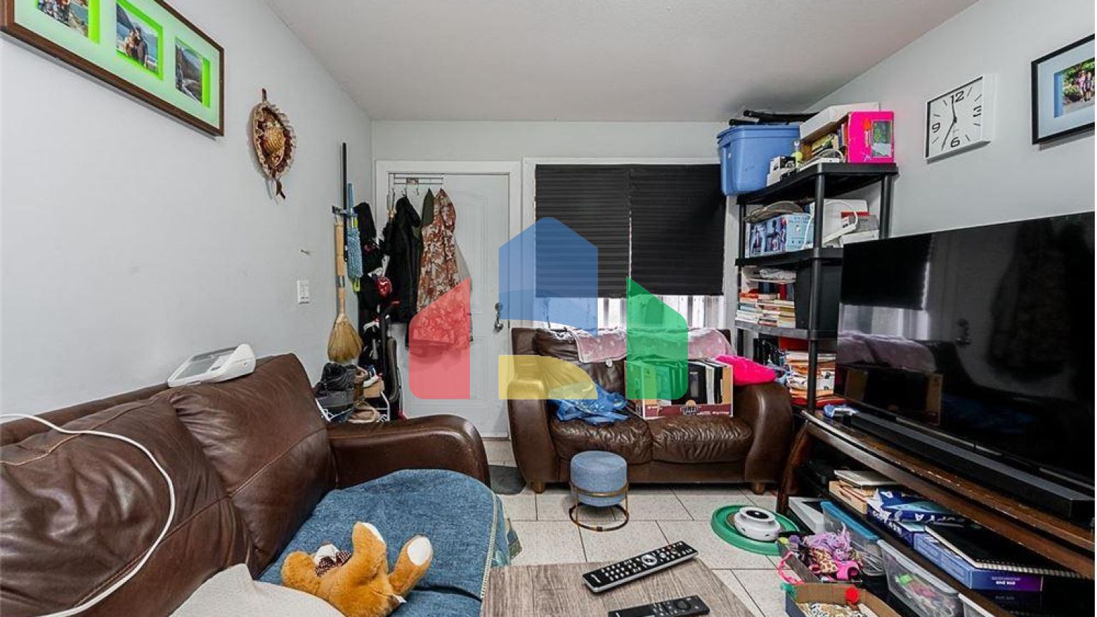 Residential - Single Family Home - Surrey, Canada - Canada