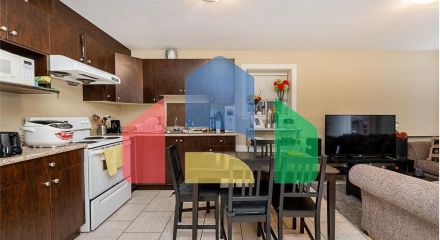 Residential - Single Family Home - Surrey, Canada - Canada