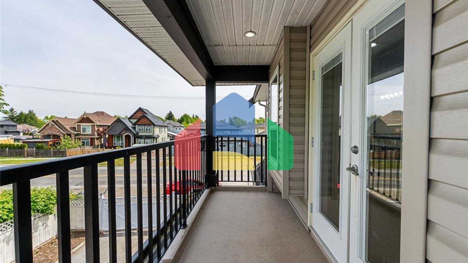 Residential - Single Family Home - Surrey, Canada - Canada