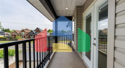 Residential - Single Family Home - Surrey, Canada - Canada