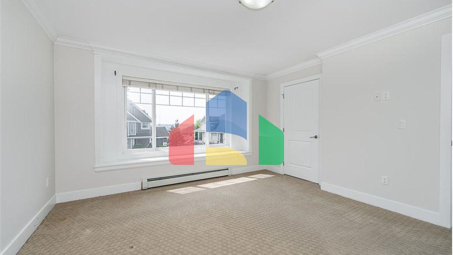 Residential - Single Family Home - Surrey, Canada - Canada