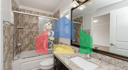 Residential - Single Family Home - Surrey, Canada - Canada